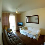 Apartamento Em Rua Sem Saida No Leme