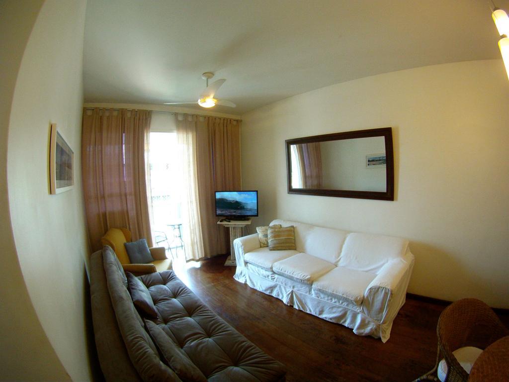 Apartamento Em Rua Sem Saida No Leme Rio de Janeiro