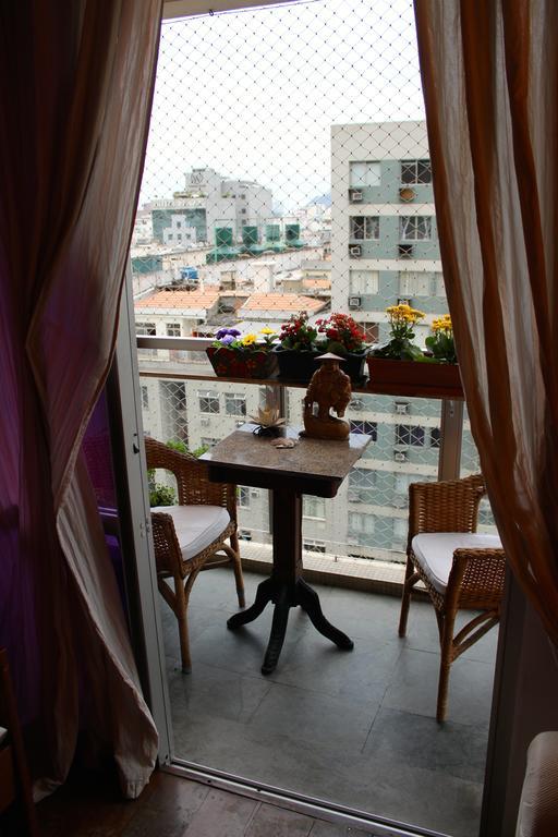 Apartamento Em Rua Sem Saida No Leme