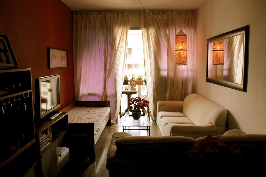 Apartamento Em Rua Sem Saida No Leme Rio de Janeiro