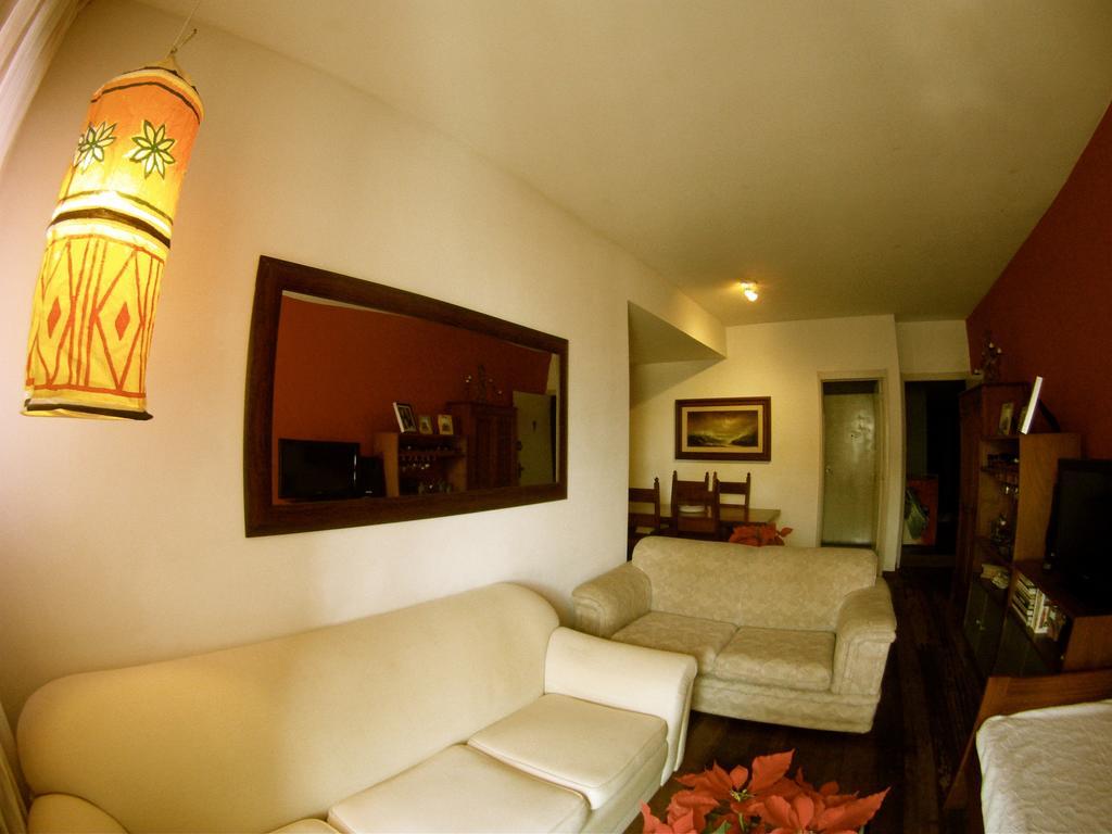 Apartamento Em Rua Sem Saida No Leme