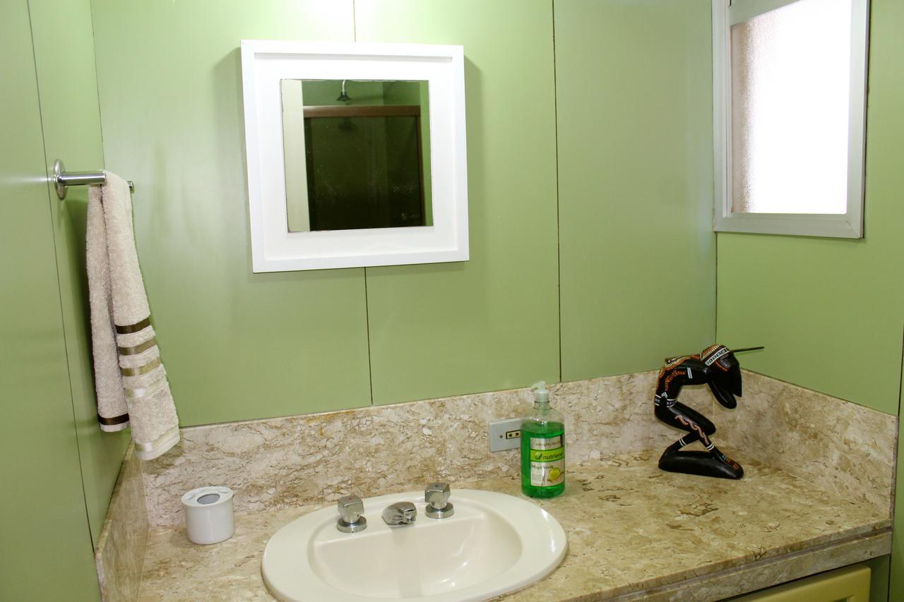 Apartamento Em Rua Sem Saida No Leme *